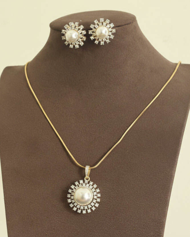 Pearl Haven Zirconia Pendant Set