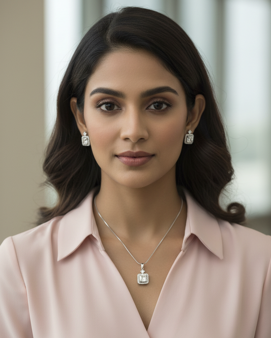 White  Spark Zirconia Pendant Set